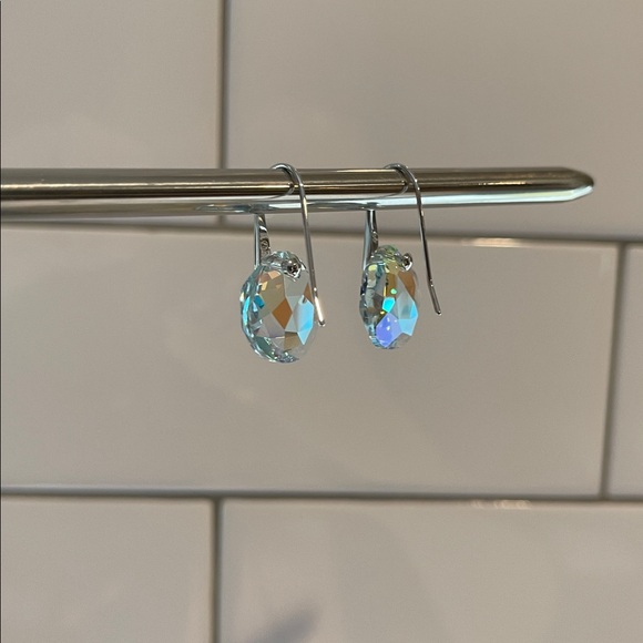 Genuine Swarovski Galet Pierced Earrings Rhodium Plated - Picture 16 of 16